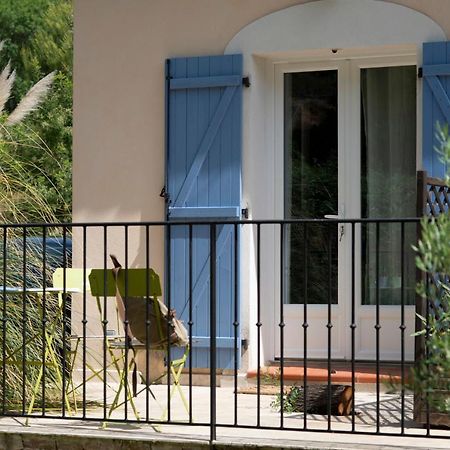 Les Manaux En Provence Bed and Breakfast Roquevaire Exteriör bild