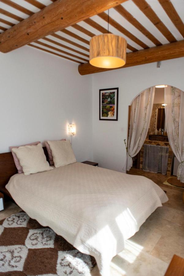 Les Manaux En Provence Bed and Breakfast Roquevaire Exteriör bild