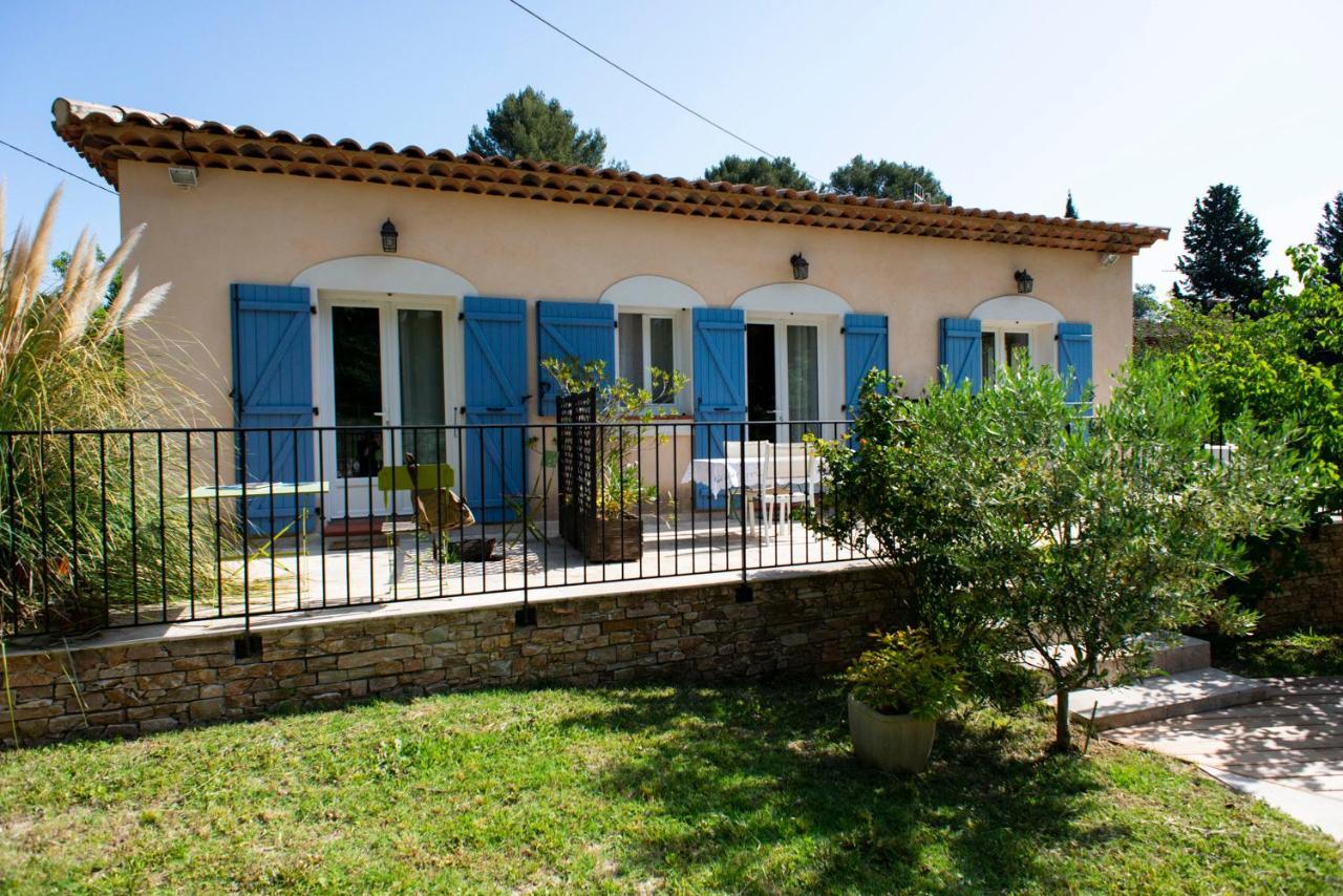 Les Manaux En Provence Bed and Breakfast Roquevaire Exteriör bild