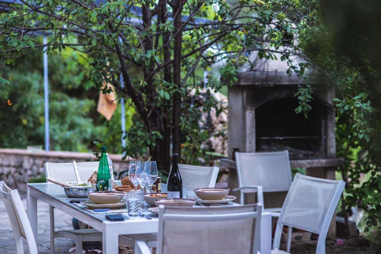 Les Manaux En Provence Bed and Breakfast Roquevaire Exteriör bild