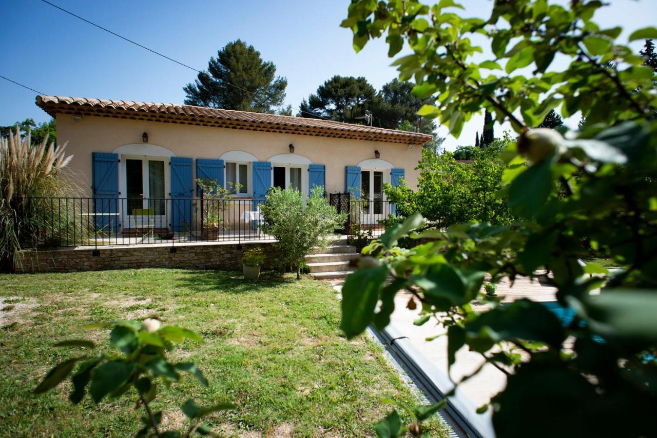 Les Manaux En Provence Bed and Breakfast Roquevaire Exteriör bild