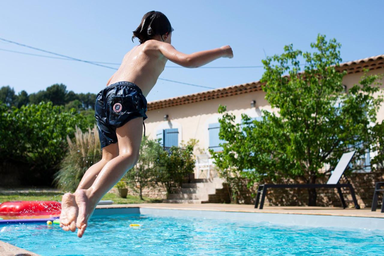 Les Manaux En Provence Bed and Breakfast Roquevaire Exteriör bild