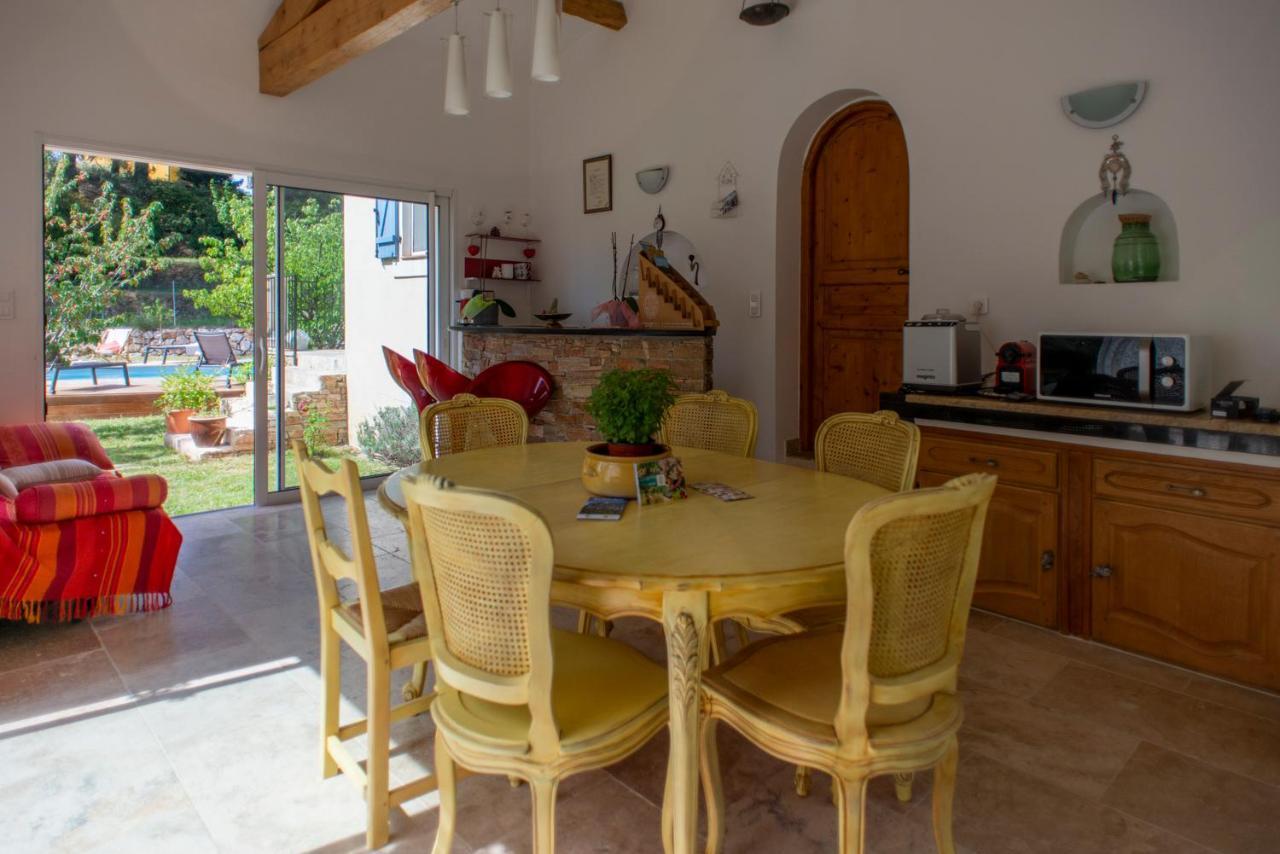 Les Manaux En Provence Bed and Breakfast Roquevaire Exteriör bild